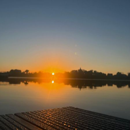 Hotel Mikorzyn Шлесін Екстер'єр фото
