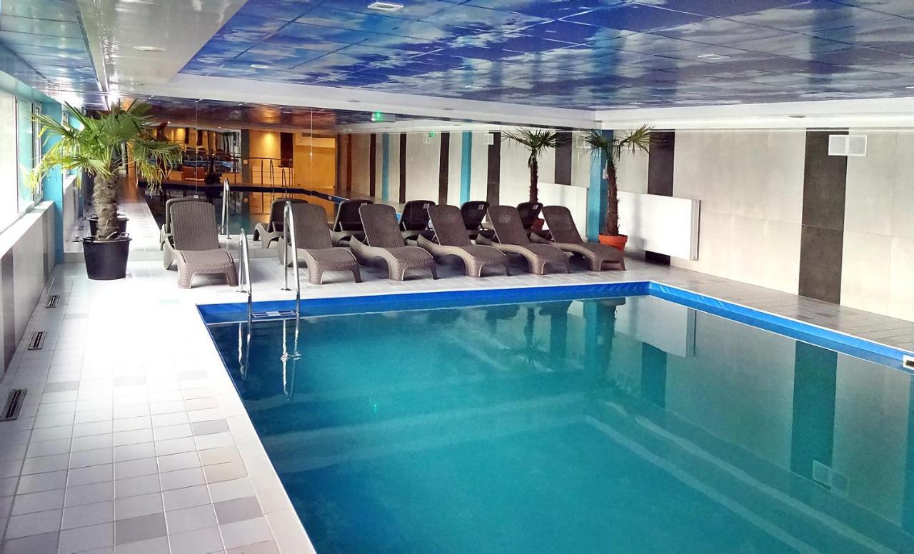 Hotel Mikorzyn Шлесін Екстер'єр фото