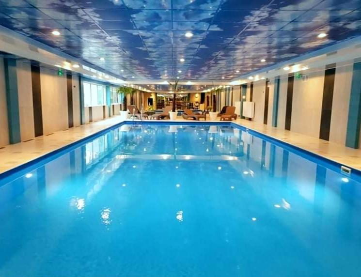 Hotel Mikorzyn Шлесін Екстер'єр фото